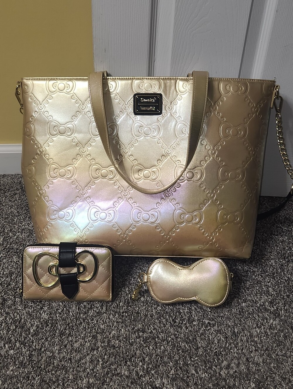 NWOT Loungefly Sanrio 50th Anniversary Gold Tote And Wallet Set